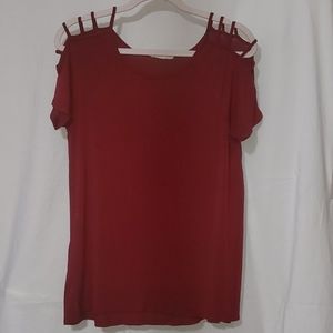 Short sleeve cut out cold shoulder top